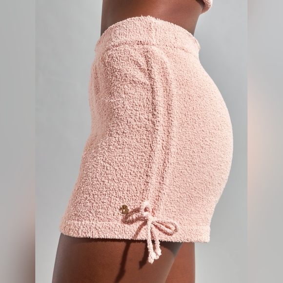 Buffbunny Loop Yarn Set (Cami + Shorts) - Picture 5 of 7